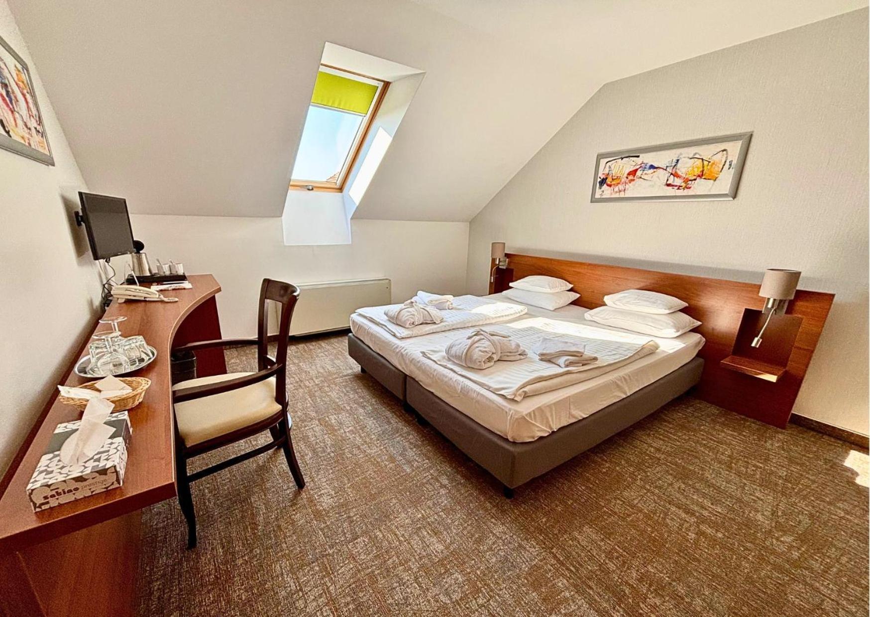Zenit Wellness Hotel Balaton Vonyarcvashegy Exterior foto